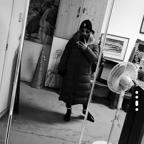 Meet your Posher! - Picture 1 of 1